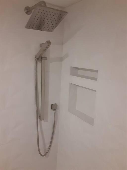 רסקין River Delight,Studio109, Beach & Pool Steps Away + Wifi מראה חיצוני תמונה
